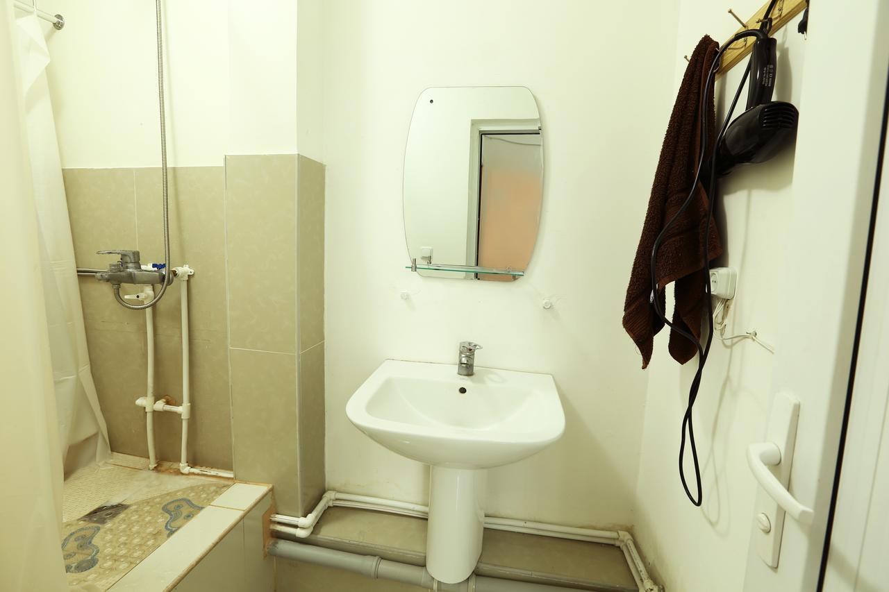 יירבאן Byron Hostel מראה חיצוני תמונה