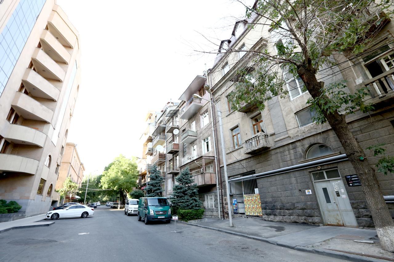 יירבאן Byron Hostel מראה חיצוני תמונה