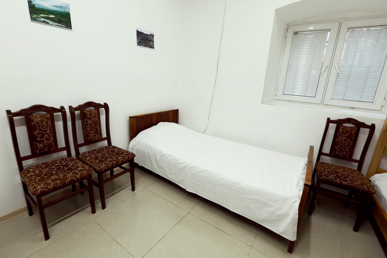 יירבאן Byron Hostel מראה חיצוני תמונה