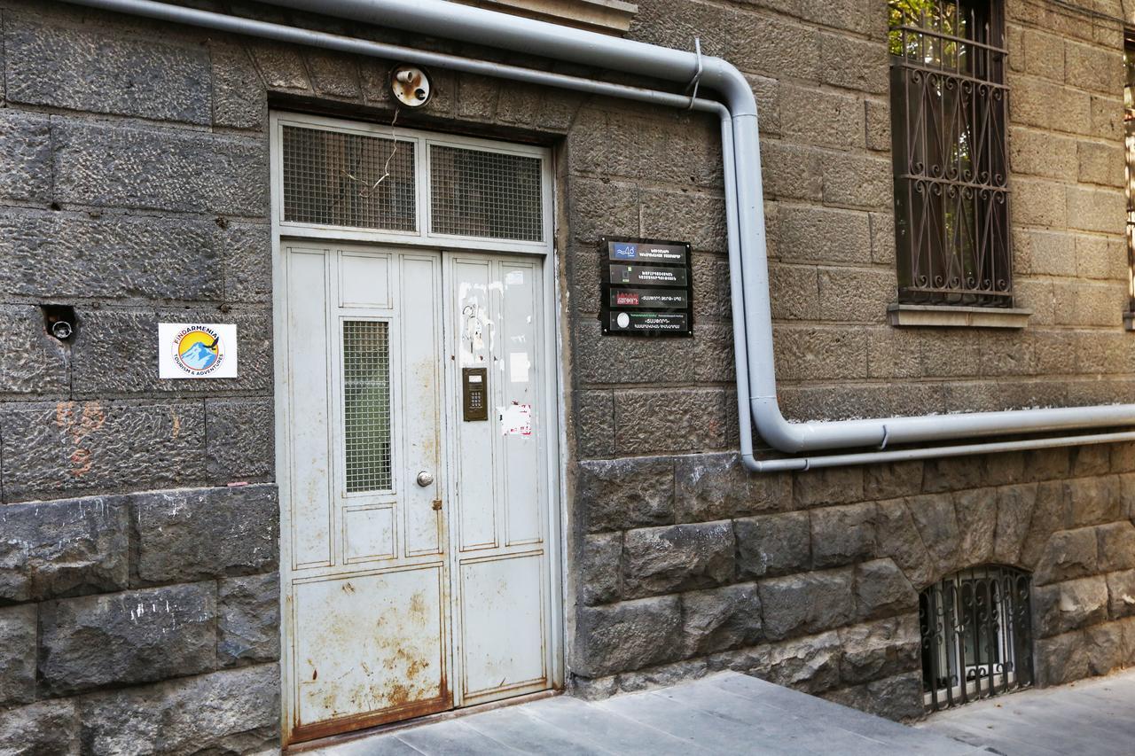 יירבאן Byron Hostel מראה חיצוני תמונה
