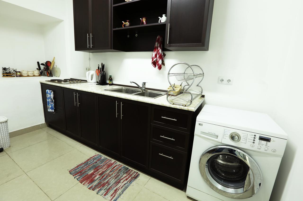 יירבאן Byron Hostel מראה חיצוני תמונה